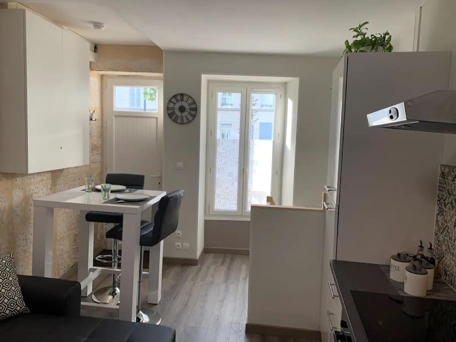 Le Cocon T2 Duplex 24 M2 Lägenhet Niort Exteriör bild